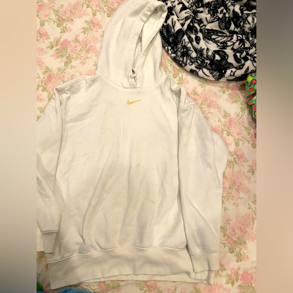 White nike hoodie